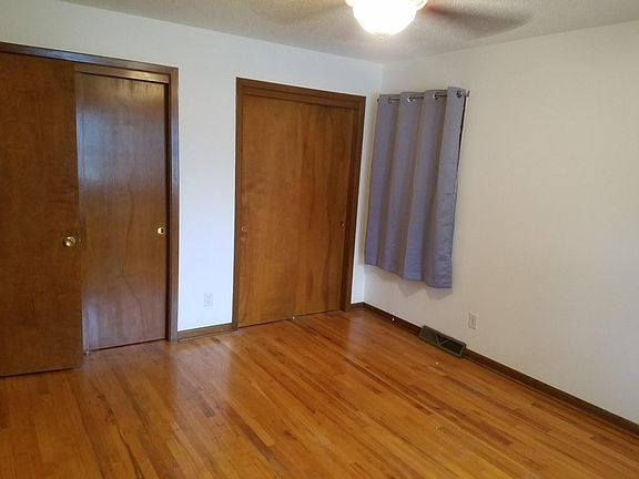 5th image of 123 Charles Dr