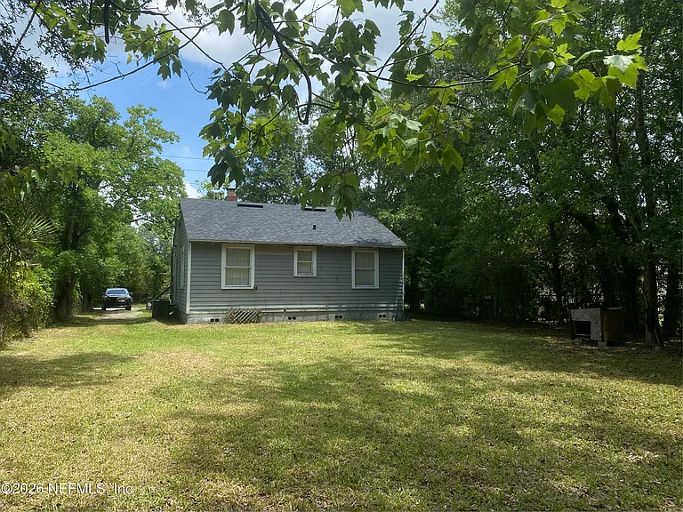2854 Wickwire St — Photo 16