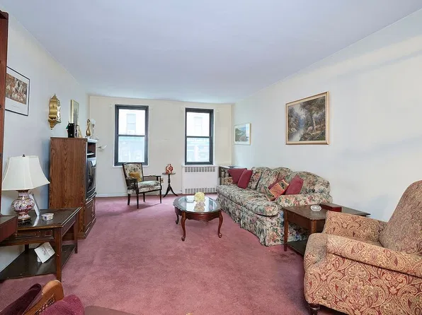 221 E 78th St APT 1D, New York, NY 10075