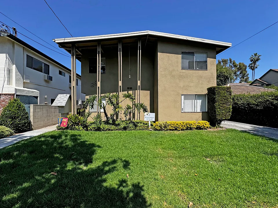 896 Magnolia Ave #5