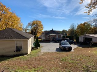 130A Totman St, Lowell, MA 01854