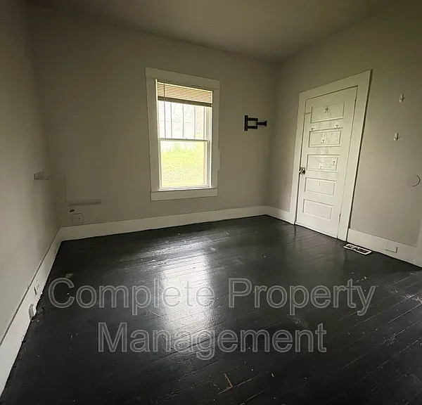 4029 44th Ave N #1 — Photo 6