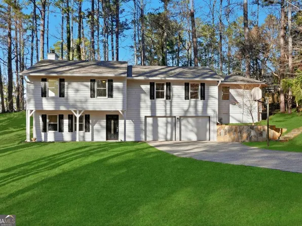 915 Wyntuck Dr NW, Kennesaw, GA 30152