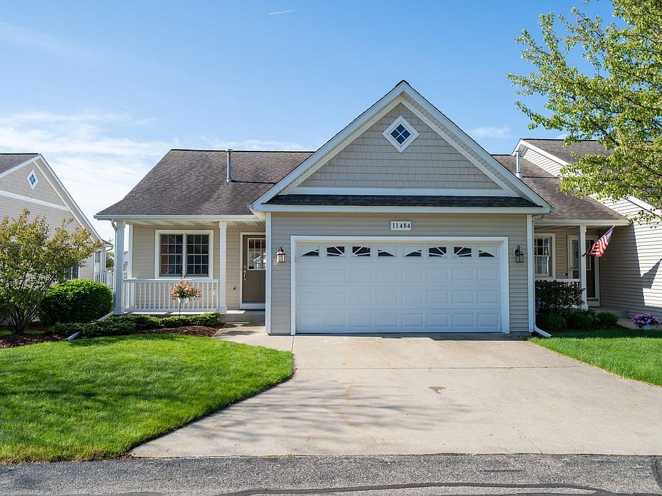 1st image of 11484 N Lake Dr