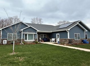 310 White Fox Dr, Clarion, IA 50525
