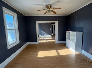 160 Bridgham St #2, Providence, RI 02909
