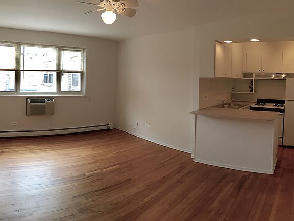 4th image of 5747 N Winthrop Ave APT 516