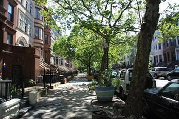 Rented by Lang Realty LLC | media 23