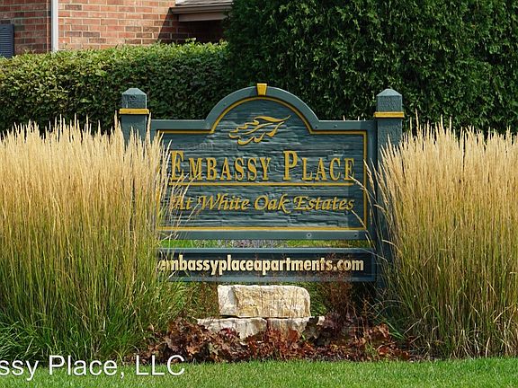 3rd image of 2230 Teakwood Cir APT B