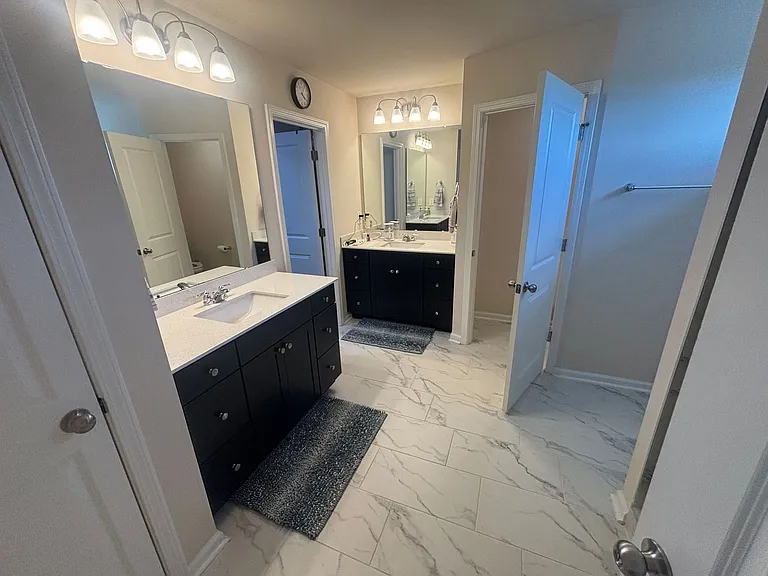 317 Aintree Ave — Photo 8