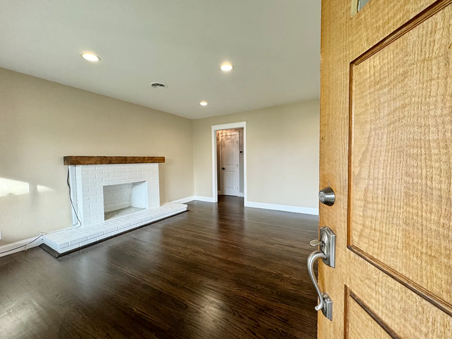 Kansas Ave, 1118 — Photo 3