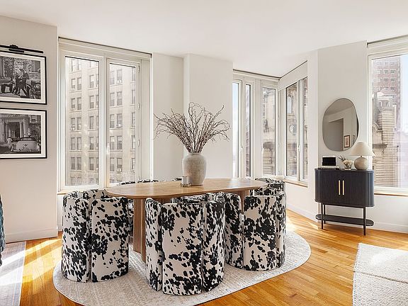 2nd image of 15 William St APT 14E