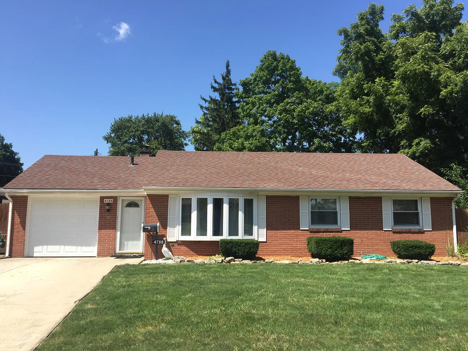 4788 Amesbury Way photo 1