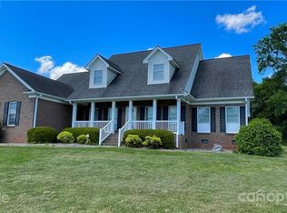 18443 Newsome Rd, Oakboro, NC 28129