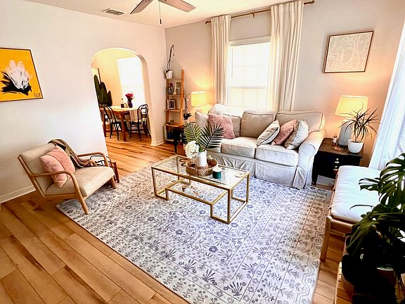 3rd image of 4519 College St