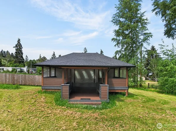 1718 S 3rd Avenue, Sequim, WA 98382