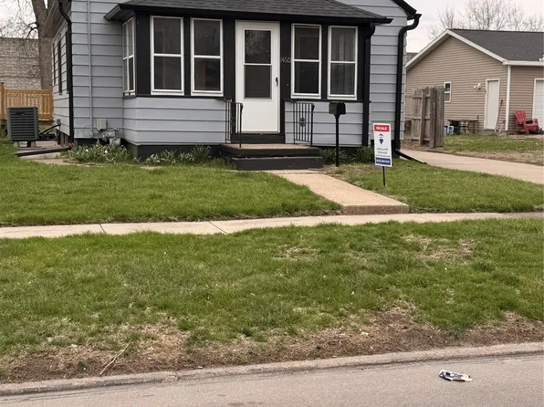 1460 E 22nd St, Des Moines, IA 50317