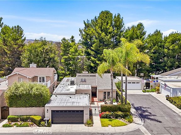 4th image of 24271 Tahoe Ct