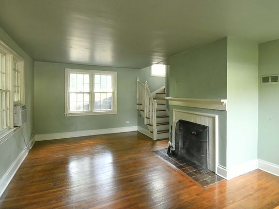 2nd image of 112 Cleveland Ave APT A