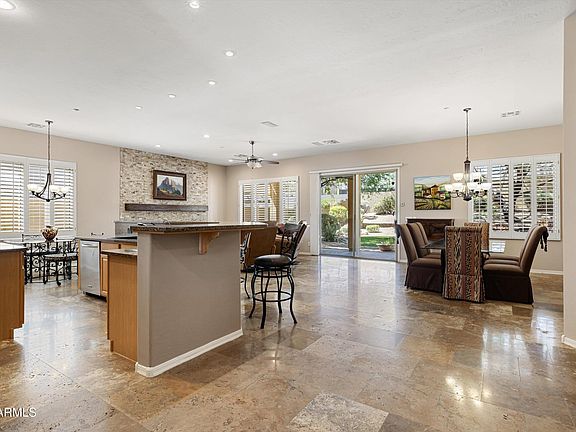 3rd image of 10614 E MEADOWHILL Drive