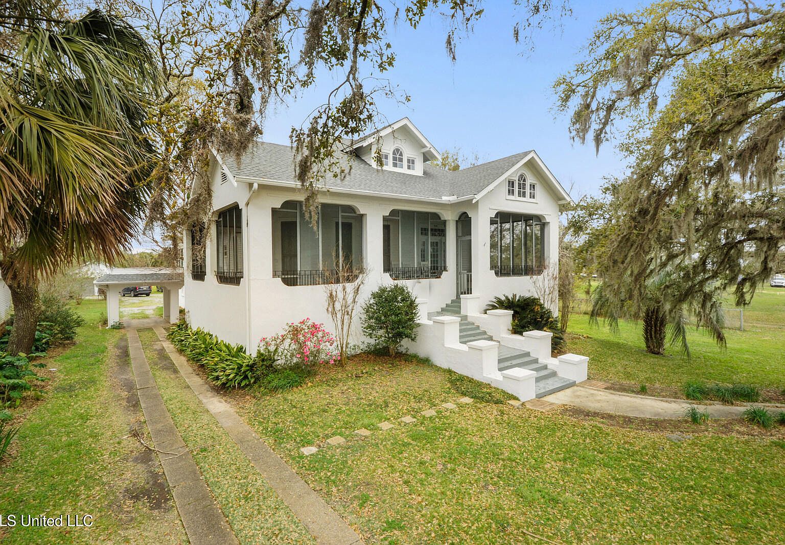 606 N Beach Blvd, Bay Saint Louis, MS 39520 | Zillow