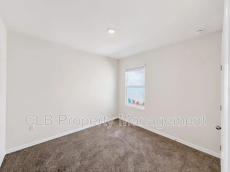982 Commons Way — Photo 10