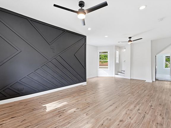 5th image of 8942 S Aberdeen St