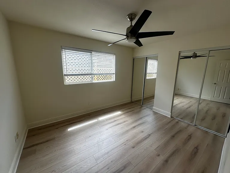 1371 E Washington Ave #103 — Photo 10