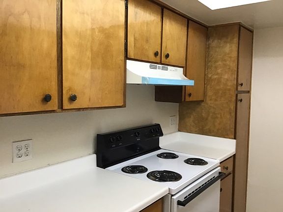 5th image of 1801 E Price St #102