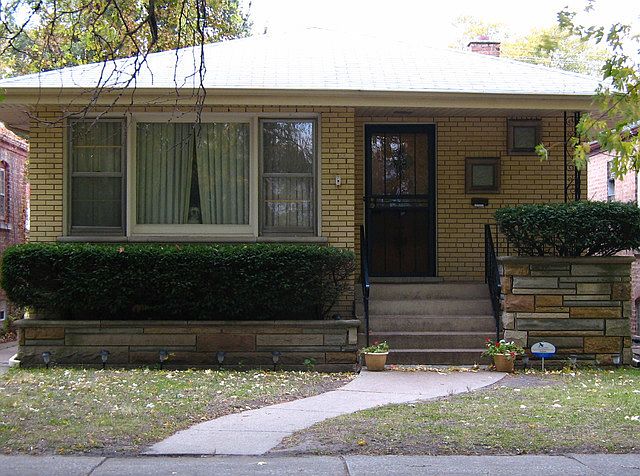 1st image of 14222 S Tracy Ave