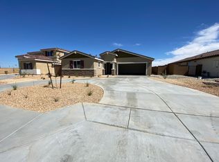 12976 Luna Rd, Victorville, CA 92392
