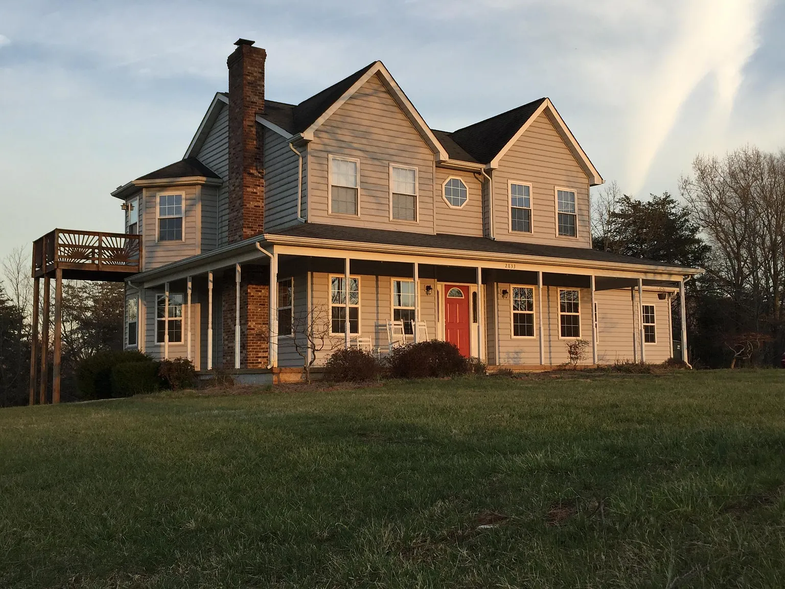 4 bed, 2594 sqft, $3,150 — Photo 1