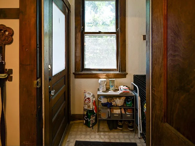 416 Castle Pl — Photo 22