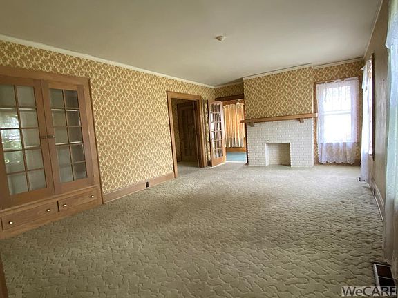 3rd image of 413 S Lincoln Ave
