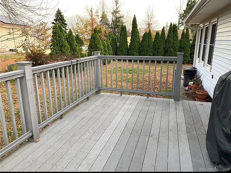 30 San Pedro Ave — Photo 9