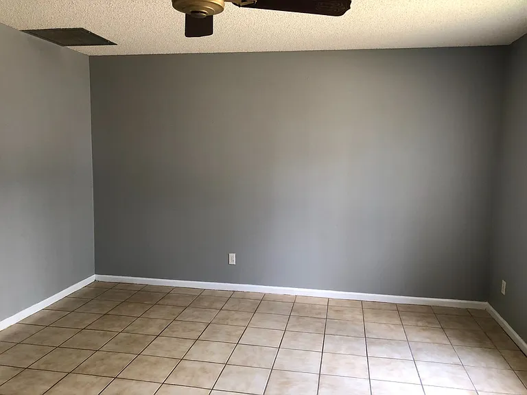 11890 Sturbridge Ln — Photo 16