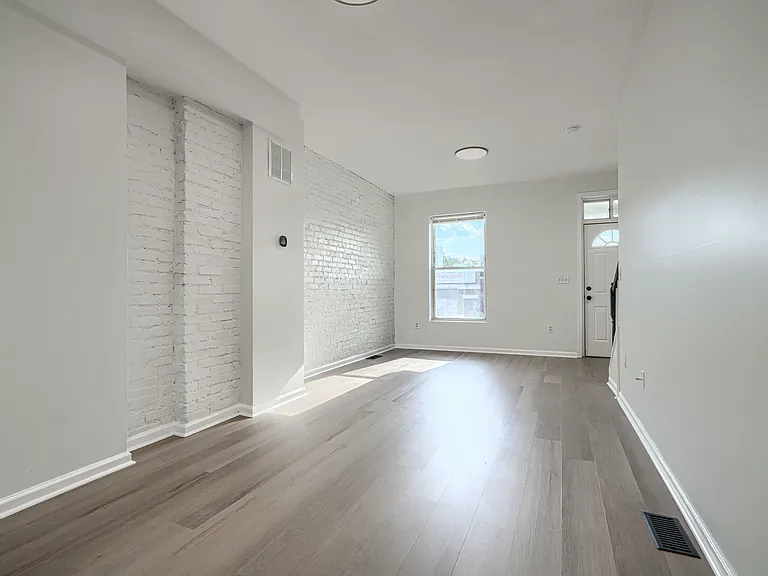 25 S Hilton St — Photo 6