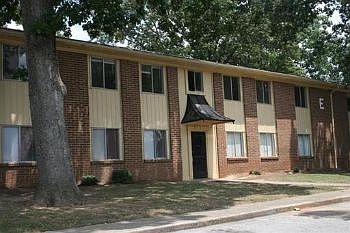 2nd image of 419 Hurricane Shoals Rd APT E10