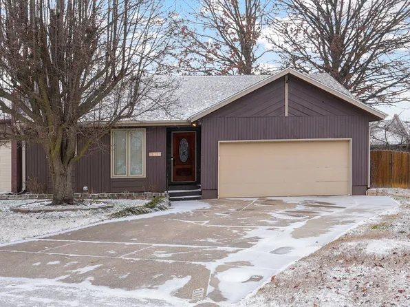 2111 E Regency Place, Springfield, MO 65804