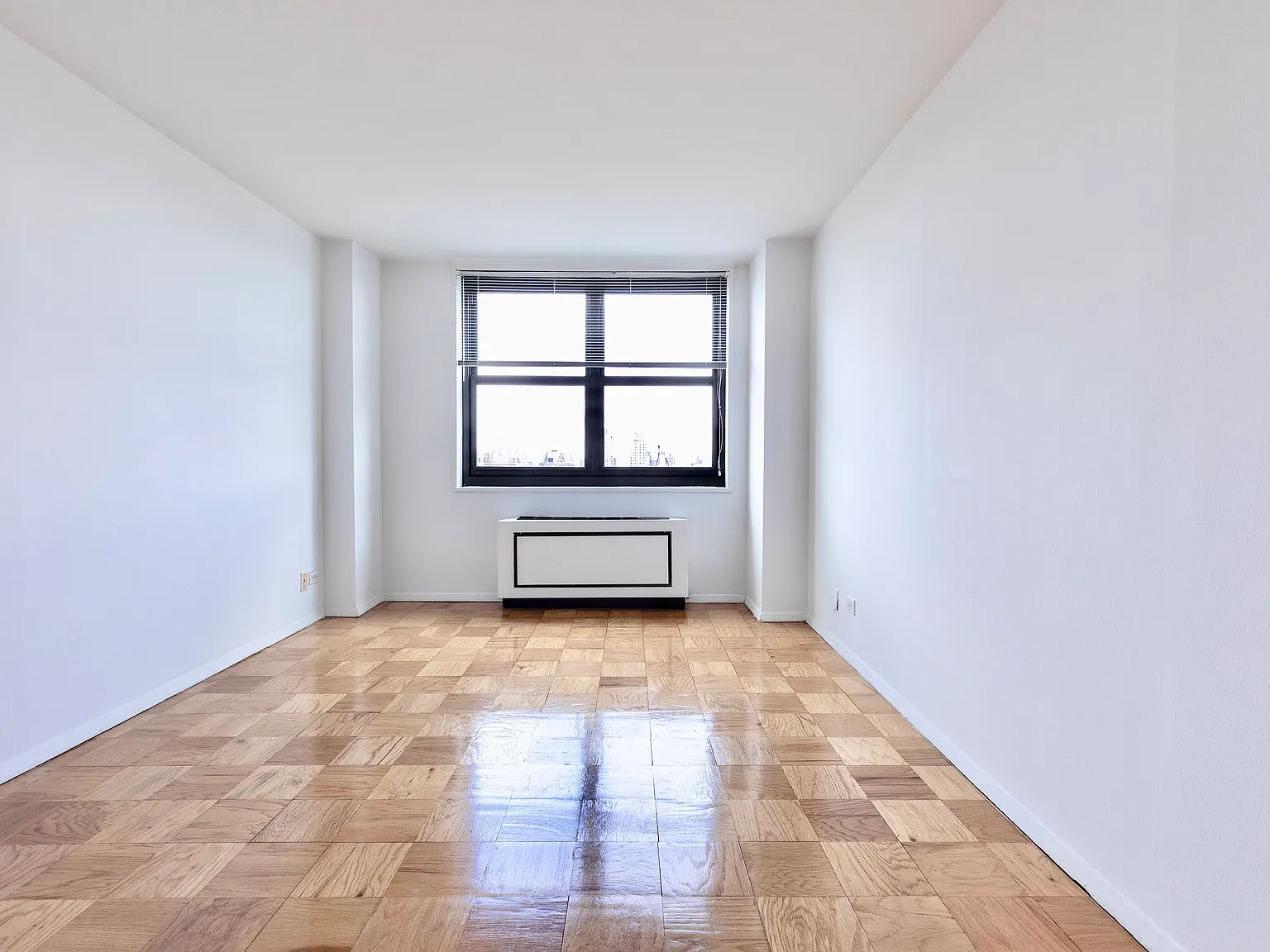 200 East 72nd Street — Photo 4