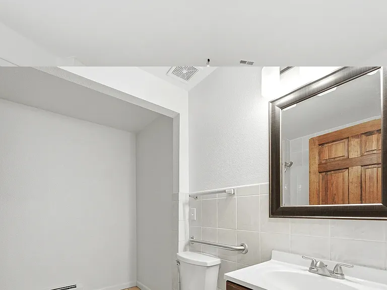 3921 E 26th Avenue Pkwy — Photo 20