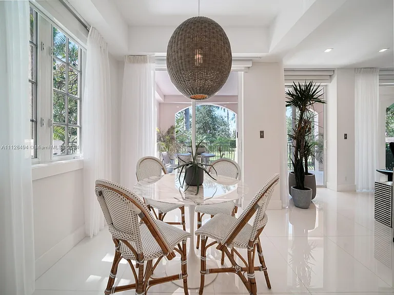 19117 Fisher Island Dr #19117 — Photo 12