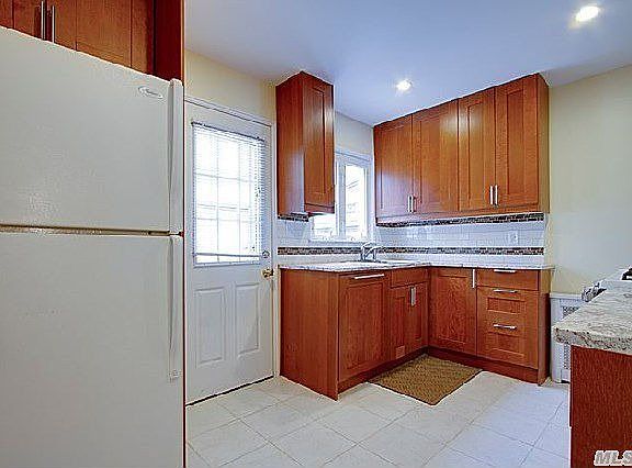 5th image of 865 Gabriel Ave