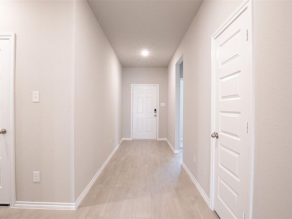 2nd image of 951 Hurstwood Dr