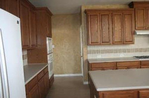 4th image of 10017 Fairway Vista Dr