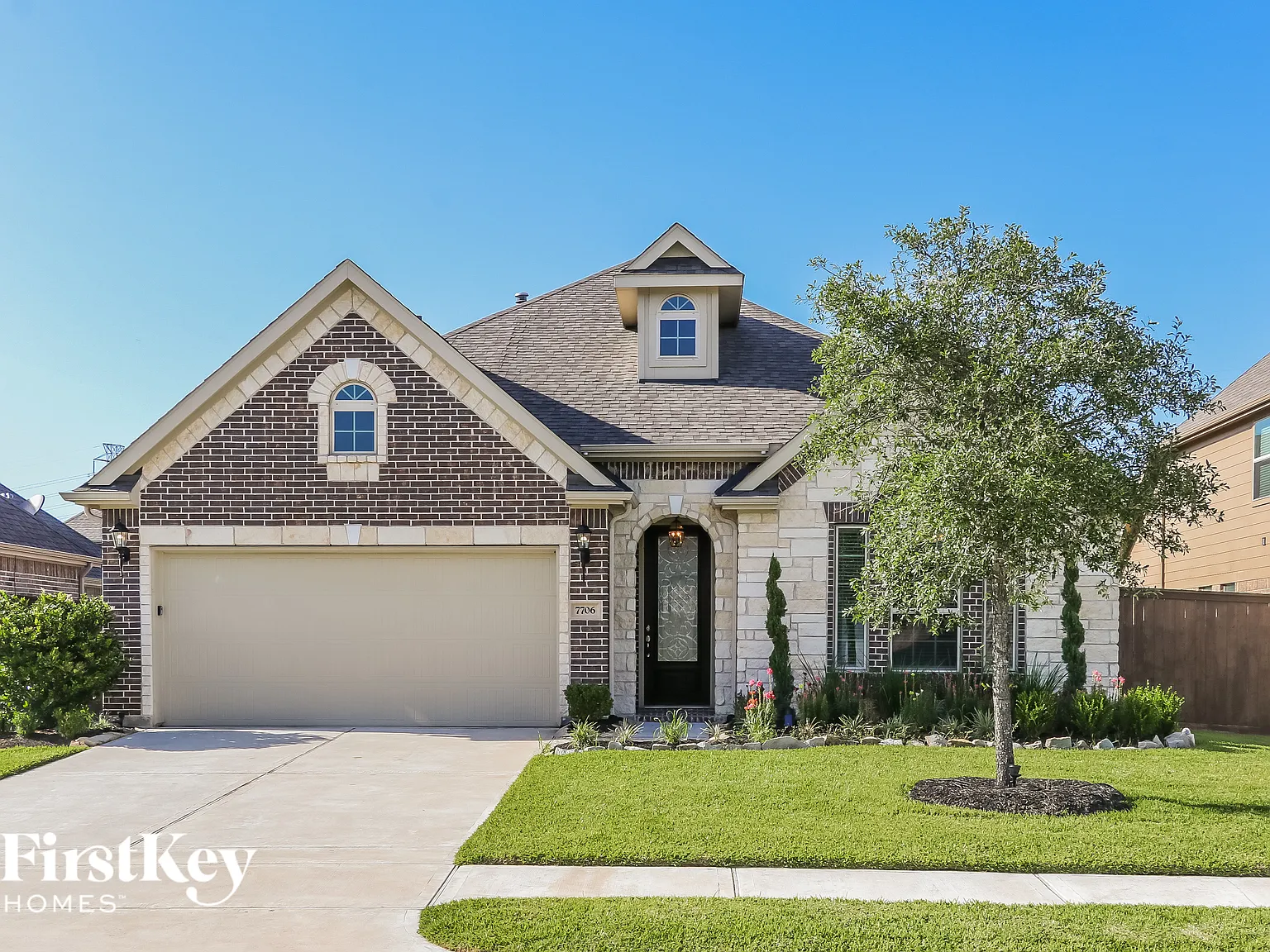 4 bed, 2.0 bath, 2151 sqft, $2,855 — Photo 1