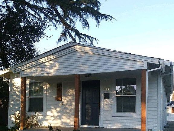 2nd image of 133 Redwood Ave