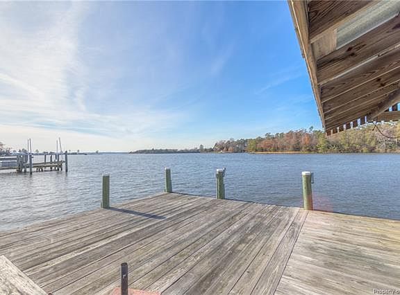 4th image of 68 Sea Breeze Ct