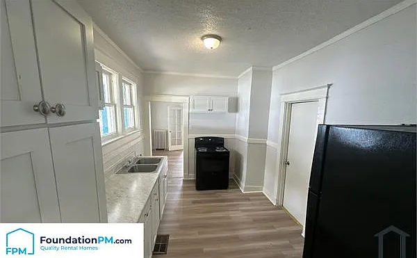 2092 E McLemore Ave — Photo 4