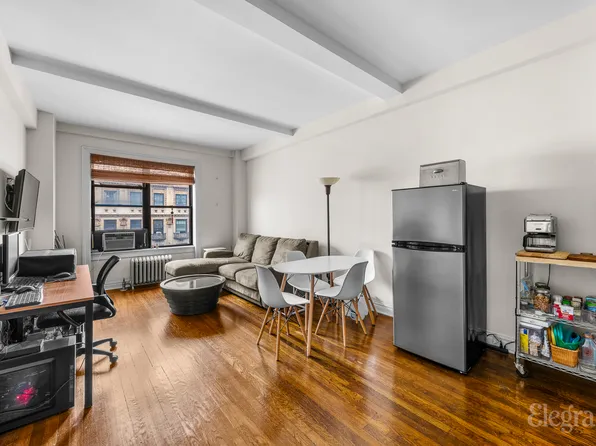 116 West 72nd Street image 1 of 10